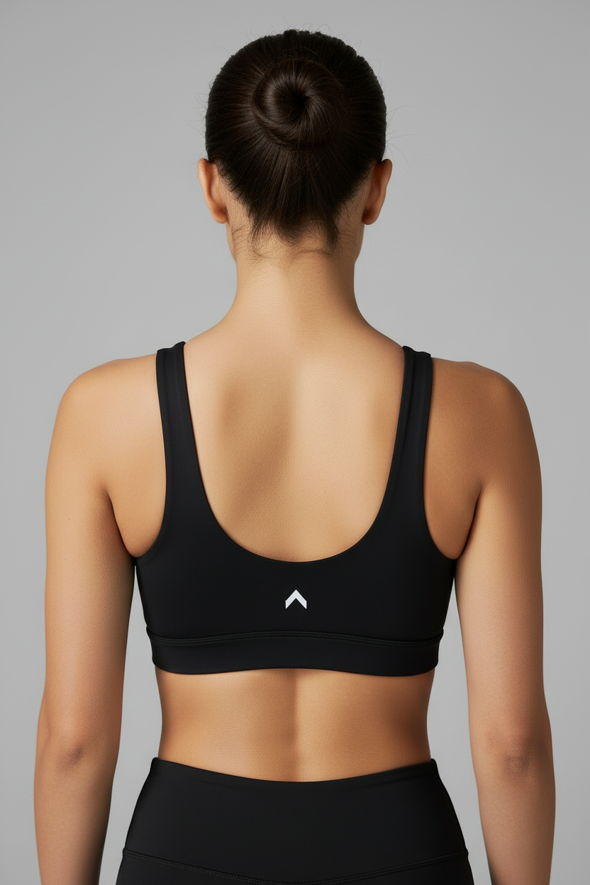 Black activewear set - Model 1